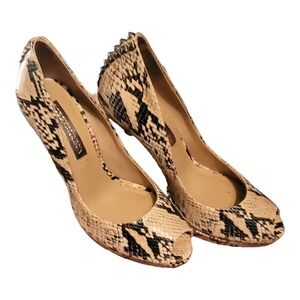 BCBG MAXAZRIA Snakeskins Leather Pumps With Studded‎ Heels, with Peep Toe, SZ 6